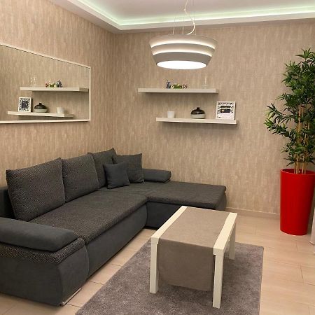 Parizsi Udvar I. Apartment Debrecen Exterior photo